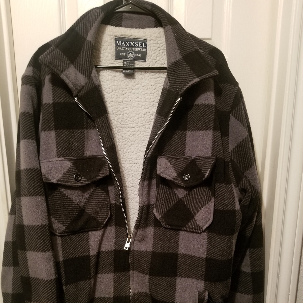 Mens size Xxl  Thick Flanel Jacket